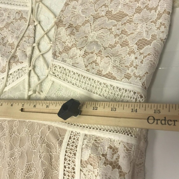 Express Dress Womens 6 Ivory Lace Semi Sheer Cut Out Deep V Neck Lace Mini Boho - Picture 11 of 12